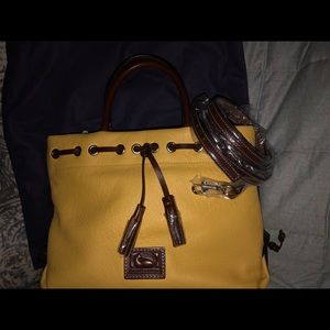 Dooney & Bourke